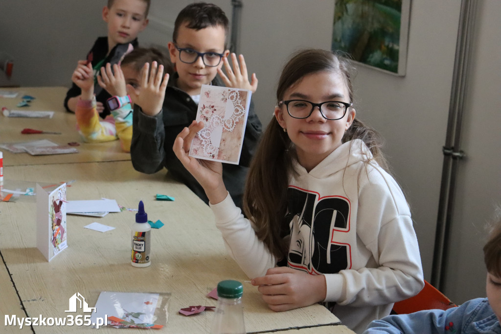 Fotorelacja: Kiermasz Wielkanocny w MDK Myszków