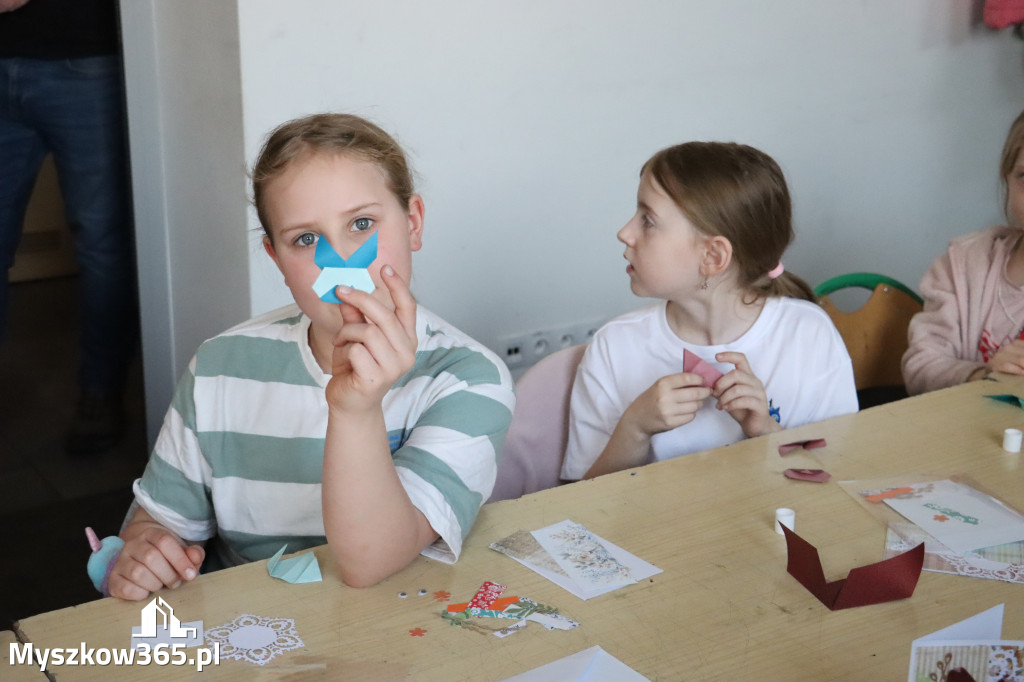 Fotorelacja: Kiermasz Wielkanocny w MDK Myszków