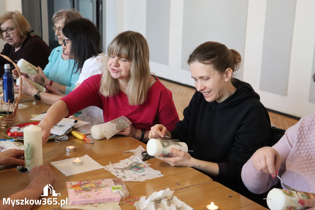 Fotorelacja: Kiermasz Wielkanocny w MDK Myszków