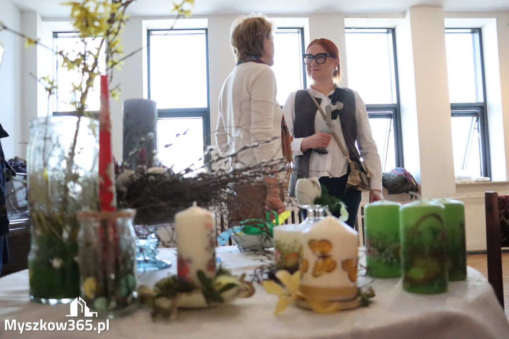 Fotorelacja: Kiermasz Wielkanocny w MDK Myszków