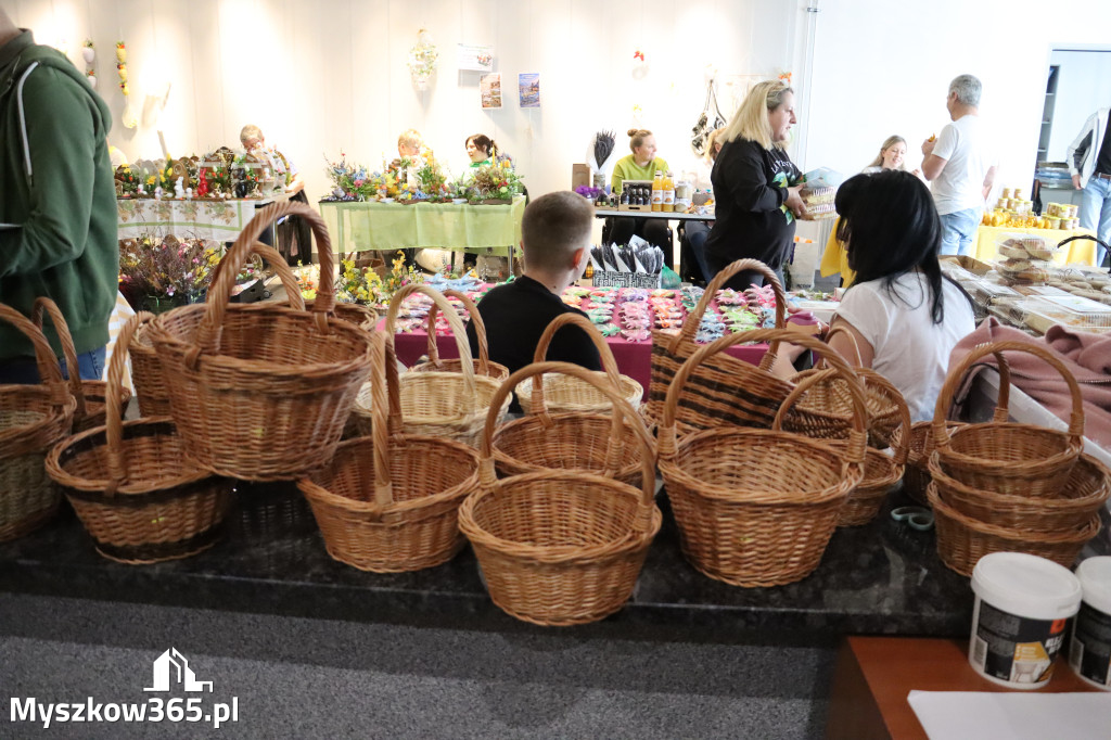Fotorelacja: Kiermasz Wielkanocny w MDK Myszków