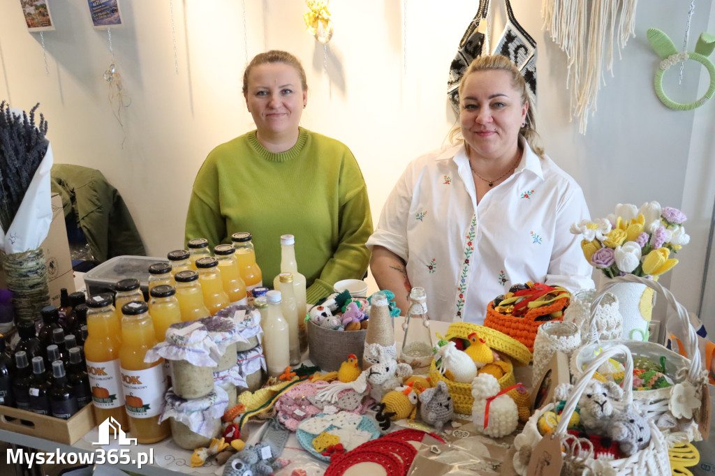 Fotorelacja: Kiermasz Wielkanocny w MDK Myszków