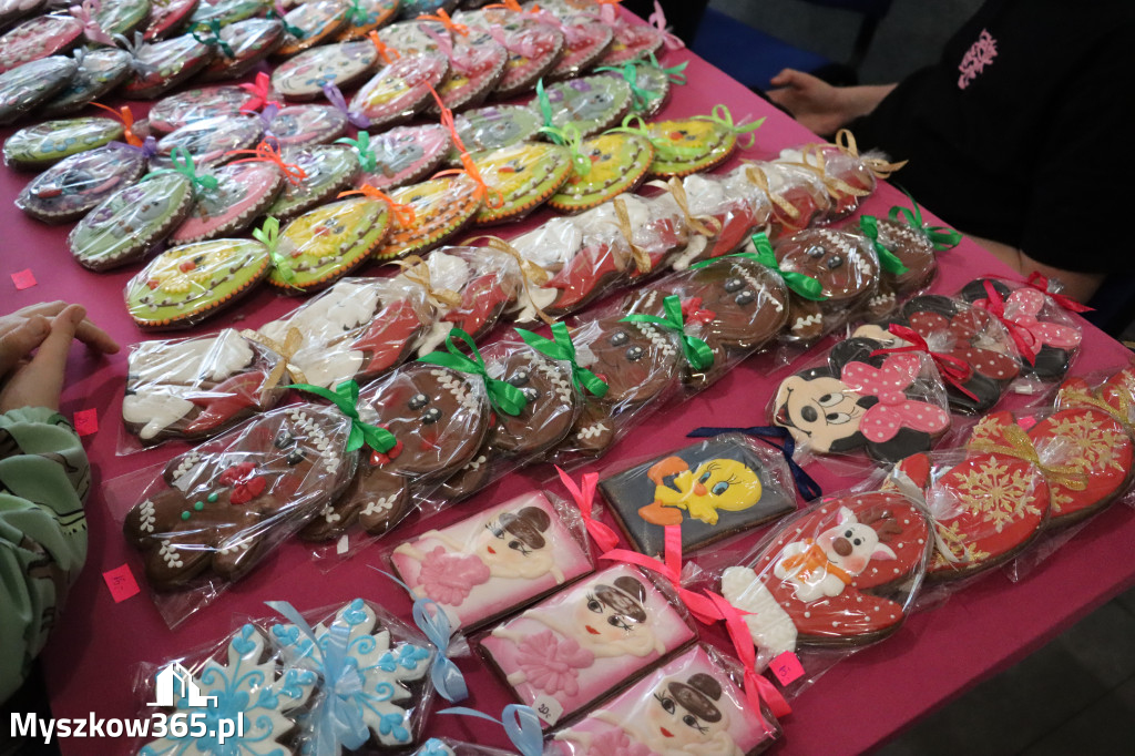 Fotorelacja: Kiermasz Wielkanocny w MDK Myszków