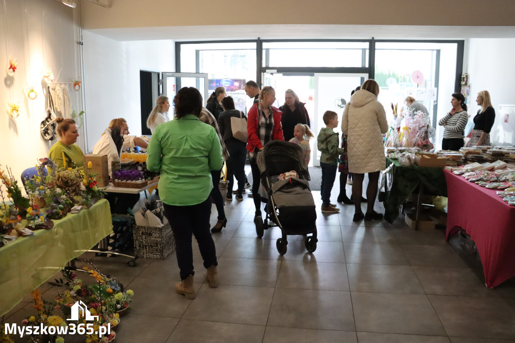 Fotorelacja: Kiermasz Wielkanocny w MDK Myszków