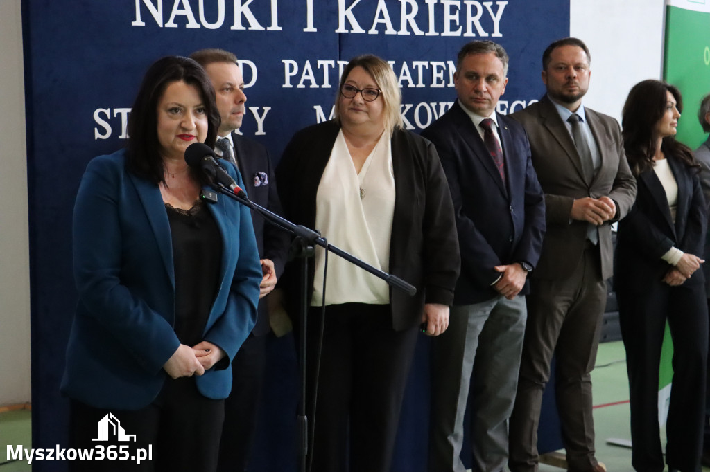 Fotorelacja: Targi Nauki i Kariery w Myszkowie