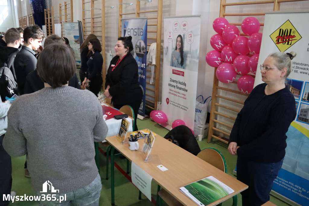 Fotorelacja: Targi Nauki i Kariery w Myszkowie