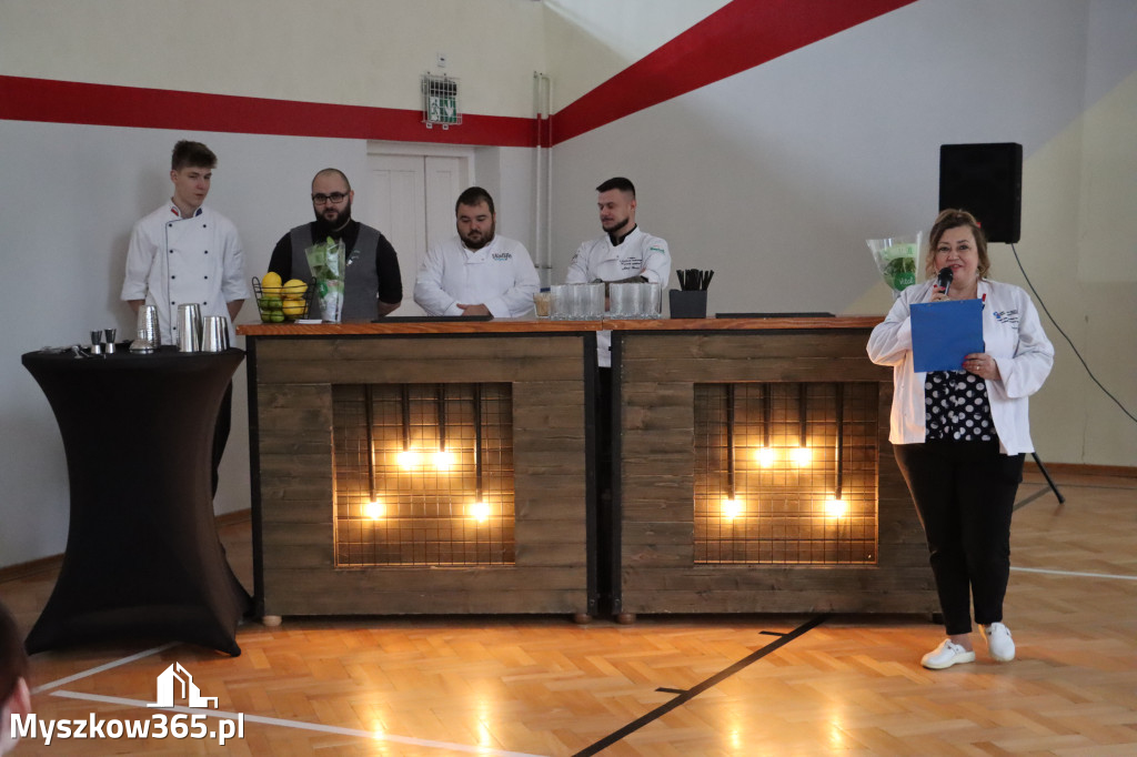 Fotorelacja: JAJECZNA REWOLUCJA TADKA w ZS im. Tadeusza Kościuszki w Żarkach