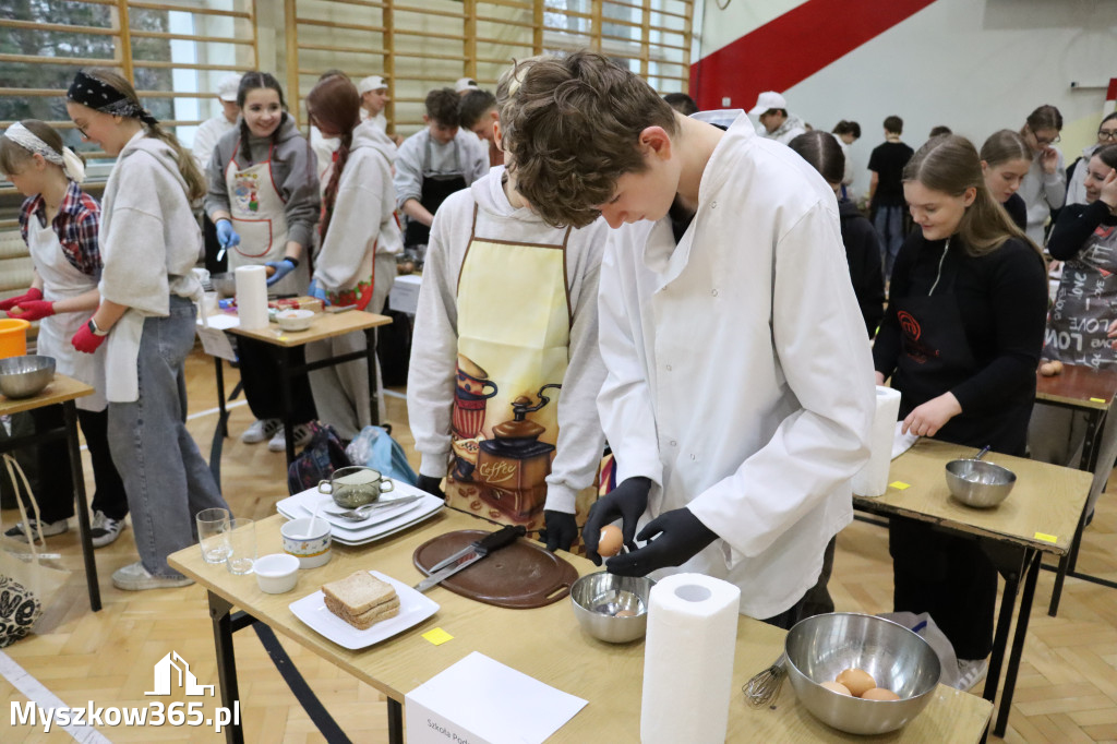 Fotorelacja: JAJECZNA REWOLUCJA TADKA w ZS im. Tadeusza Kościuszki w Żarkach