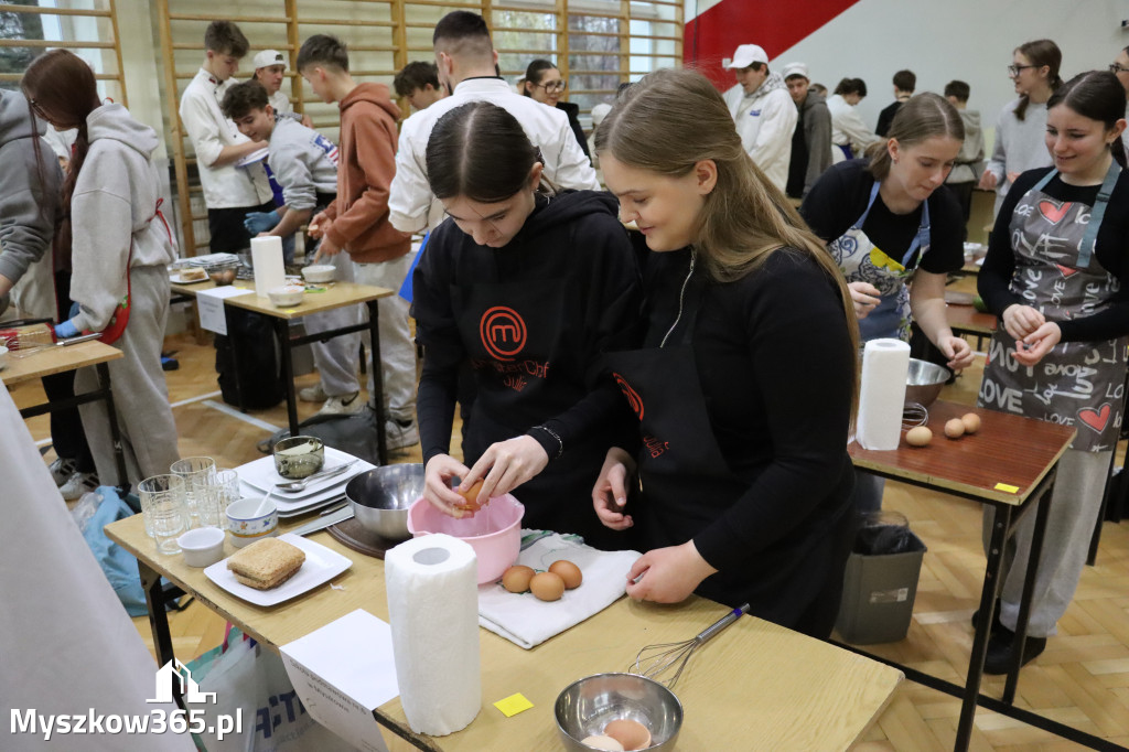 Fotorelacja: JAJECZNA REWOLUCJA TADKA w ZS im. Tadeusza Kościuszki w Żarkach