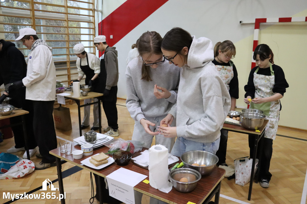 Fotorelacja: JAJECZNA REWOLUCJA TADKA w ZS im. Tadeusza Kościuszki w Żarkach