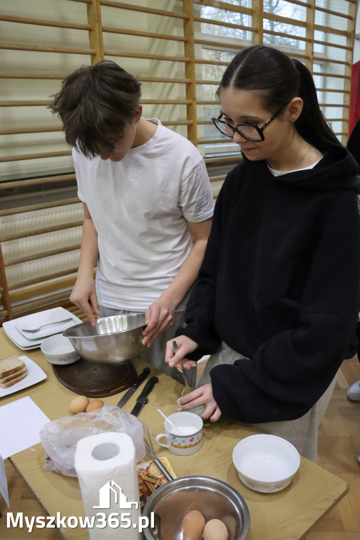 Fotorelacja: JAJECZNA REWOLUCJA TADKA w ZS im. Tadeusza Kościuszki w Żarkach