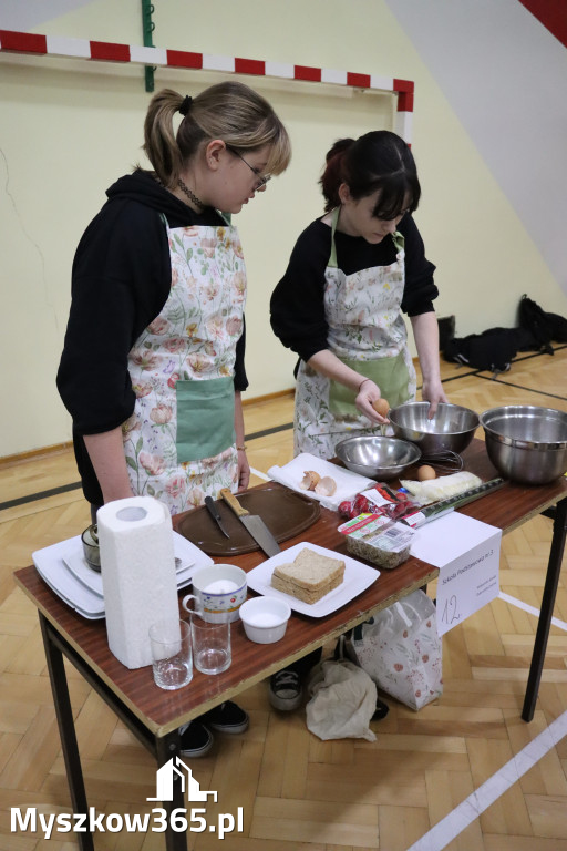 Fotorelacja: JAJECZNA REWOLUCJA TADKA w ZS im. Tadeusza Kościuszki w Żarkach