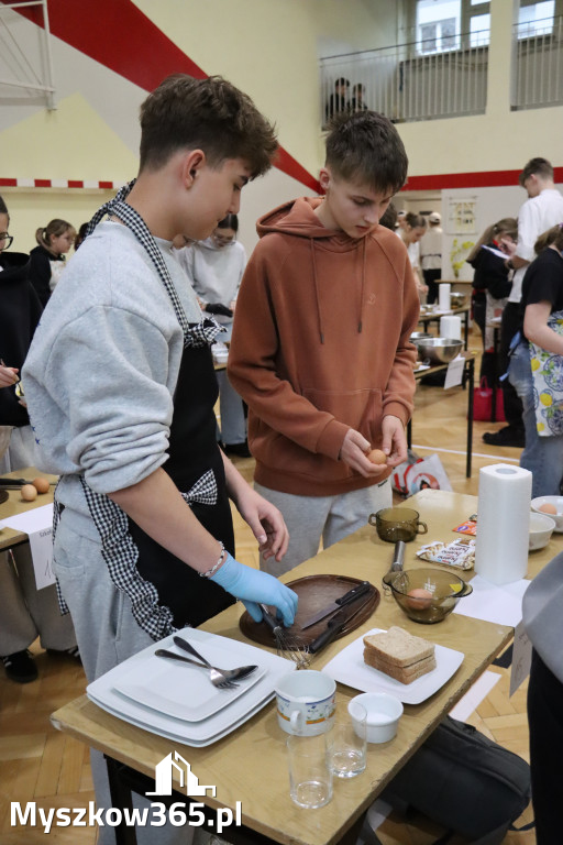 Fotorelacja: JAJECZNA REWOLUCJA TADKA w ZS im. Tadeusza Kościuszki w Żarkach