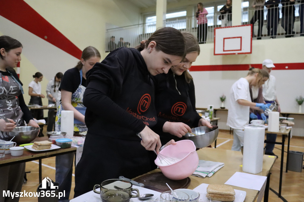 Fotorelacja: JAJECZNA REWOLUCJA TADKA w ZS im. Tadeusza Kościuszki w Żarkach