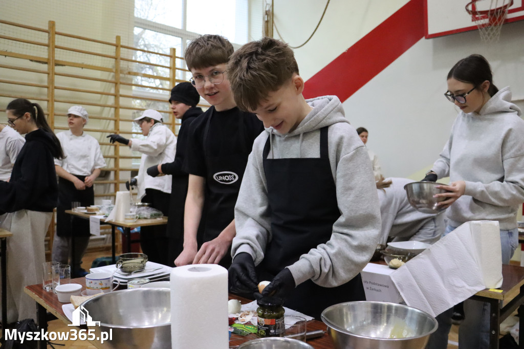 Fotorelacja: JAJECZNA REWOLUCJA TADKA w ZS im. Tadeusza Kościuszki w Żarkach