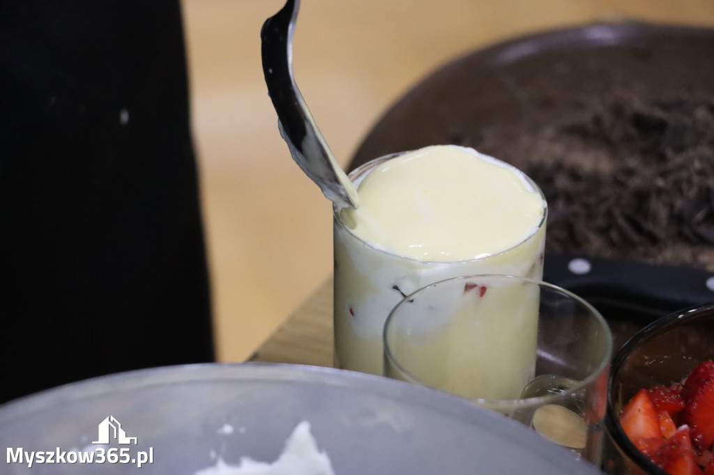 Fotorelacja: JAJECZNA REWOLUCJA TADKA w ZS im. Tadeusza Kościuszki w Żarkach