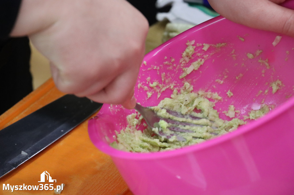 Fotorelacja: JAJECZNA REWOLUCJA TADKA w ZS im. Tadeusza Kościuszki w Żarkach