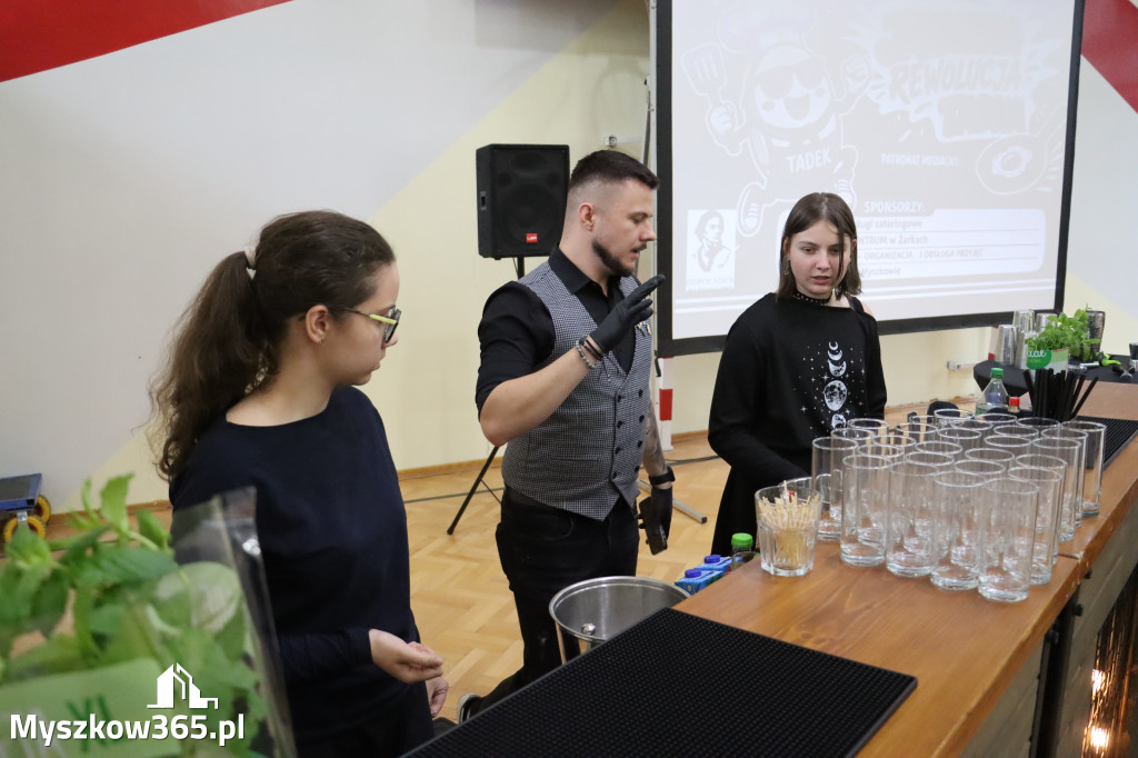 Fotorelacja: JAJECZNA REWOLUCJA TADKA w ZS im. Tadeusza Kościuszki w Żarkach