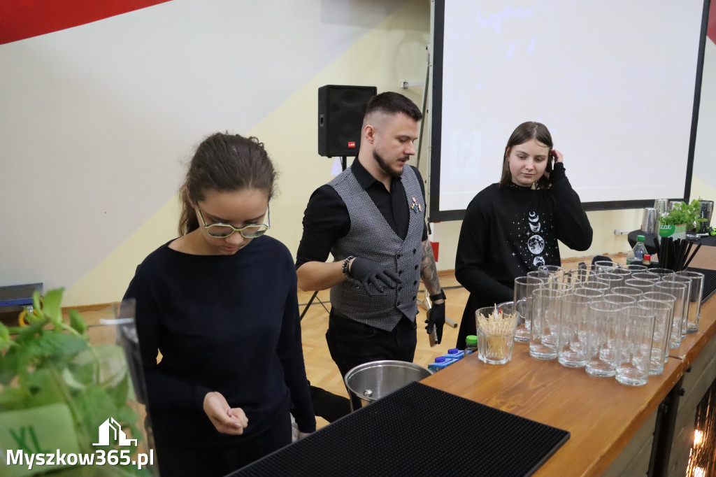 Fotorelacja: JAJECZNA REWOLUCJA TADKA w ZS im. Tadeusza Kościuszki w Żarkach