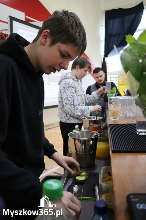 Fotorelacja: JAJECZNA REWOLUCJA TADKA w ZS im. Tadeusza Kościuszki w Żarkach