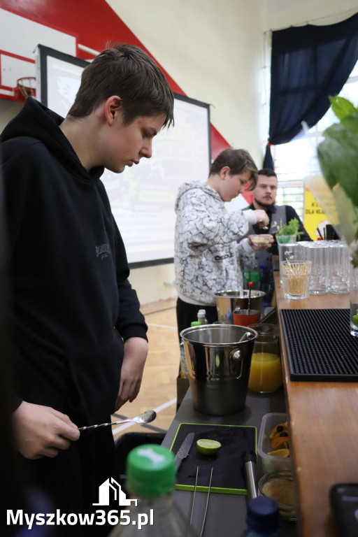 Fotorelacja: JAJECZNA REWOLUCJA TADKA w ZS im. Tadeusza Kościuszki w Żarkach