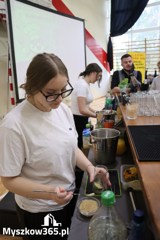 Fotorelacja: JAJECZNA REWOLUCJA TADKA w ZS im. Tadeusza Kościuszki w Żarkach