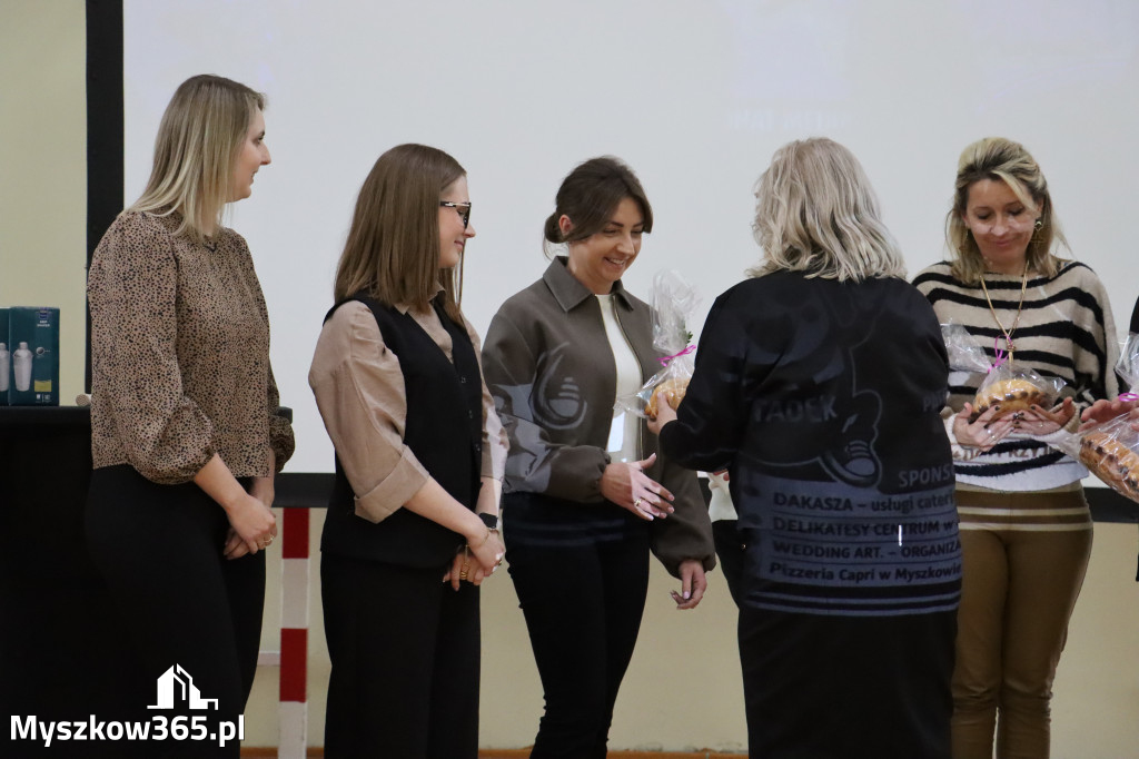Fotorelacja: JAJECZNA REWOLUCJA TADKA w ZS im. Tadeusza Kościuszki w Żarkach