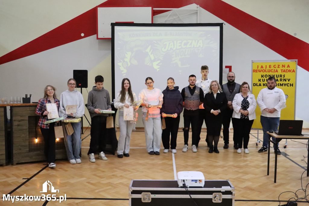 Fotorelacja: JAJECZNA REWOLUCJA TADKA w ZS im. Tadeusza Kościuszki w Żarkach