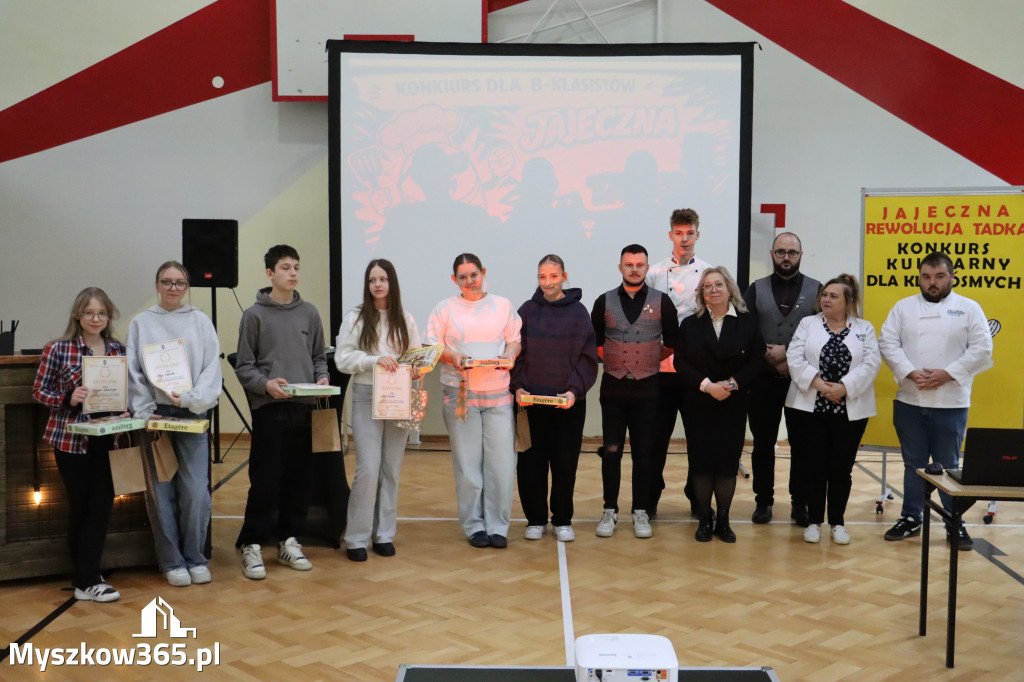 Fotorelacja: JAJECZNA REWOLUCJA TADKA w ZS im. Tadeusza Kościuszki w Żarkach