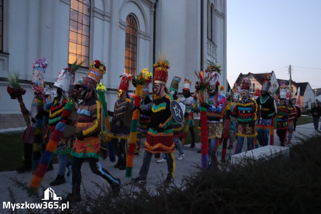Fotorelacja I: Msza Rezurekcyjna w Koziegłówkach - Wielkanoc 2026!