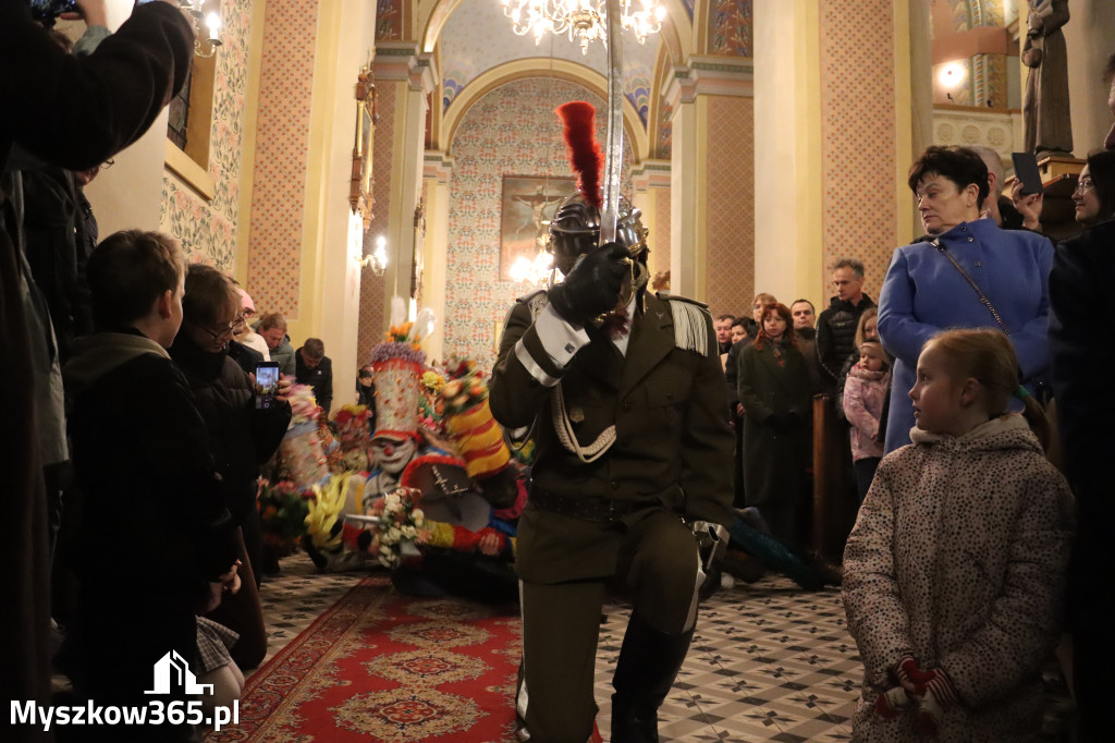 Fotorelacja I: Msza Rezurekcyjna w Koziegłówkach - Wielkanoc 2026!