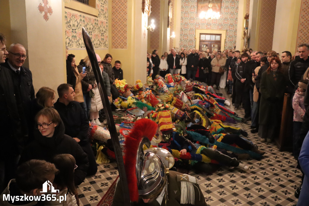 Fotorelacja I: Msza Rezurekcyjna w Koziegłówkach - Wielkanoc 2026!