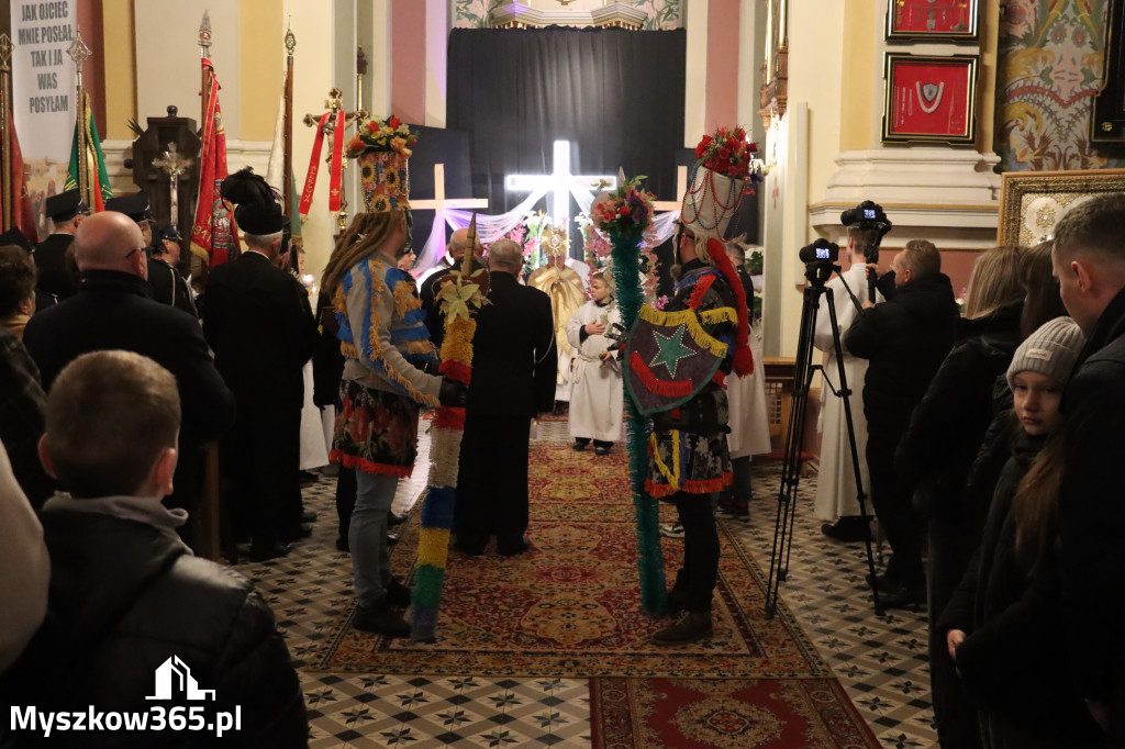 Fotorelacja I: Msza Rezurekcyjna w Koziegłówkach - Wielkanoc 2026!