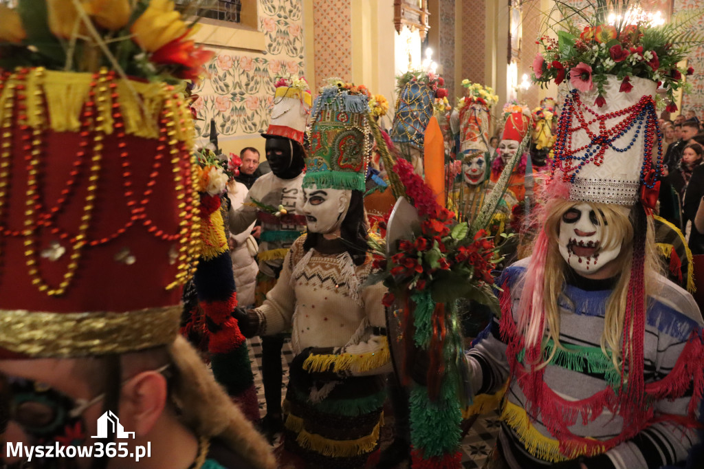 Fotorelacja I: Msza Rezurekcyjna w Koziegłówkach - Wielkanoc 2026!