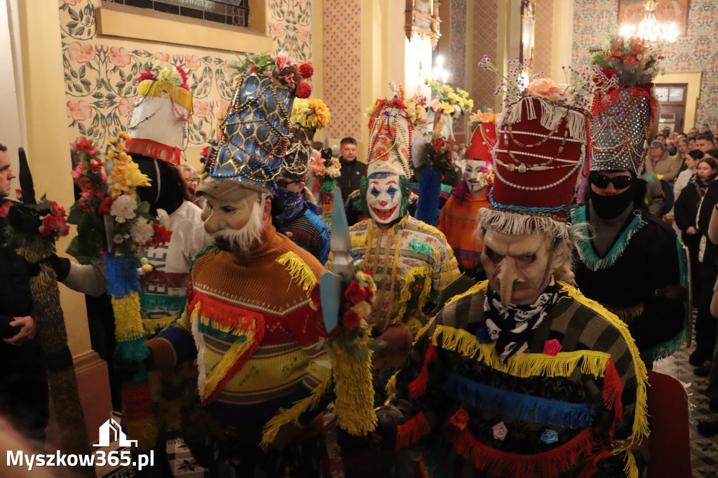 Fotorelacja I: Msza Rezurekcyjna w Koziegłówkach - Wielkanoc 2026!