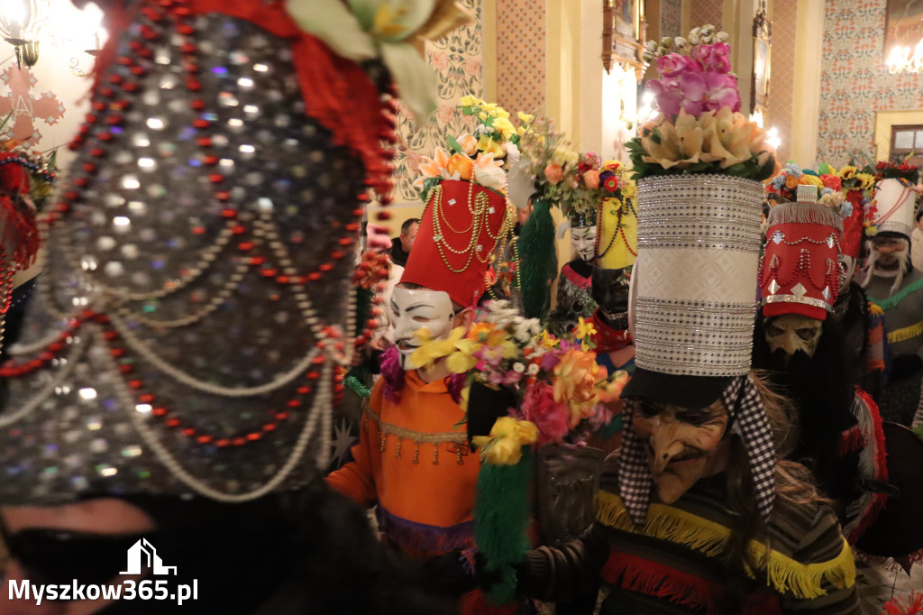 Fotorelacja I: Msza Rezurekcyjna w Koziegłówkach - Wielkanoc 2026!