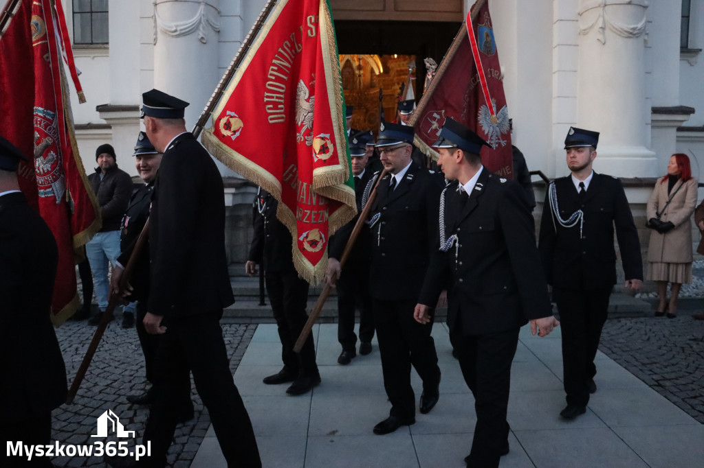 Fotorelacja I: Msza Rezurekcyjna w Koziegłówkach - Wielkanoc 2026!