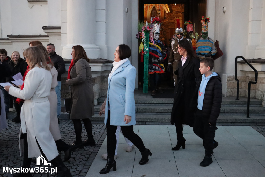 Fotorelacja I: Msza Rezurekcyjna w Koziegłówkach - Wielkanoc 2026!