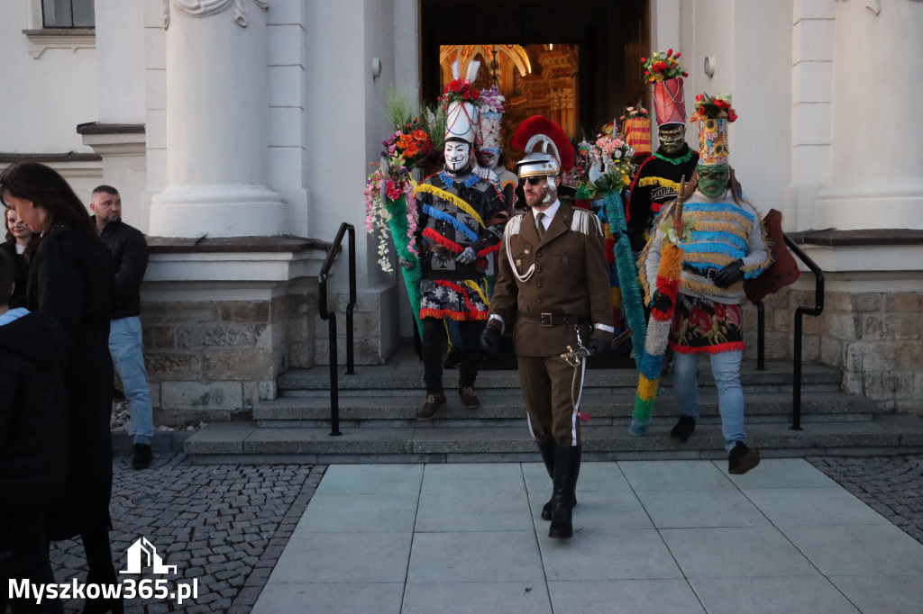 Fotorelacja I: Msza Rezurekcyjna w Koziegłówkach - Wielkanoc 2026!