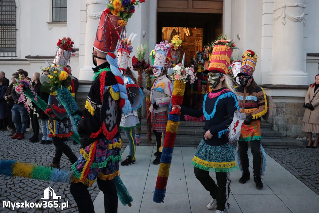 Fotorelacja I: Msza Rezurekcyjna w Koziegłówkach - Wielkanoc 2026!