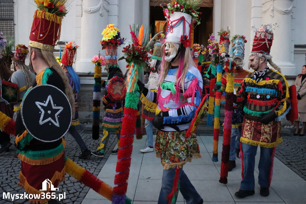 Fotorelacja I: Msza Rezurekcyjna w Koziegłówkach - Wielkanoc 2026!