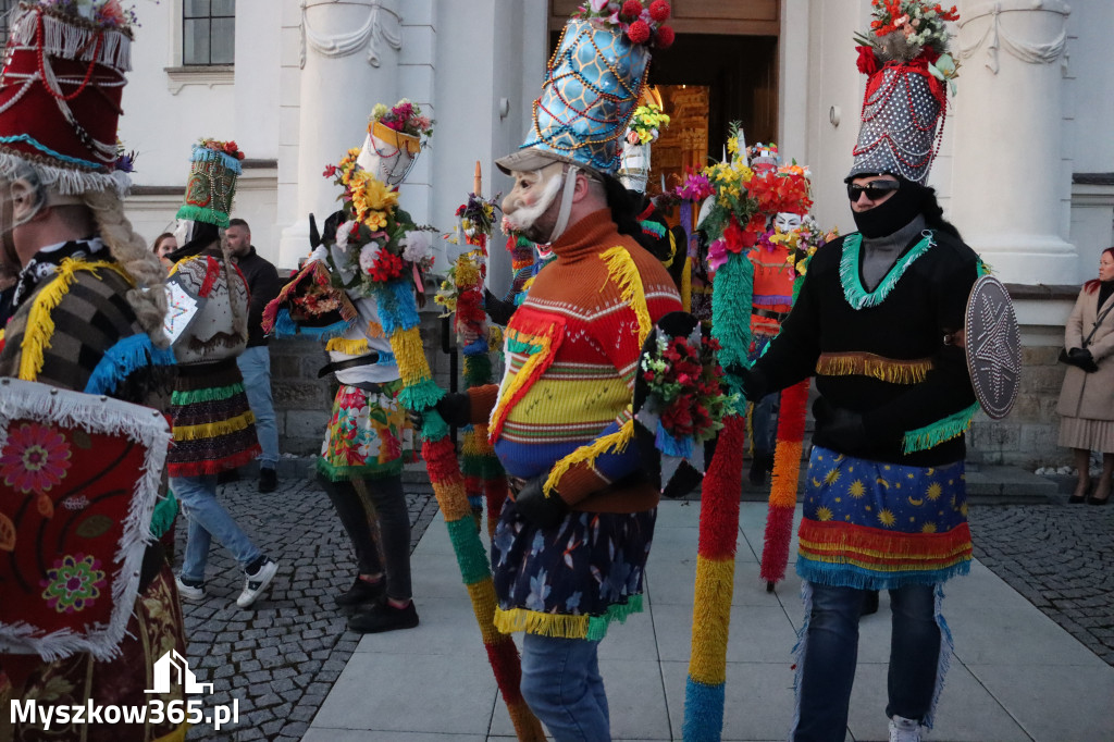 Fotorelacja I: Msza Rezurekcyjna w Koziegłówkach - Wielkanoc 2026!