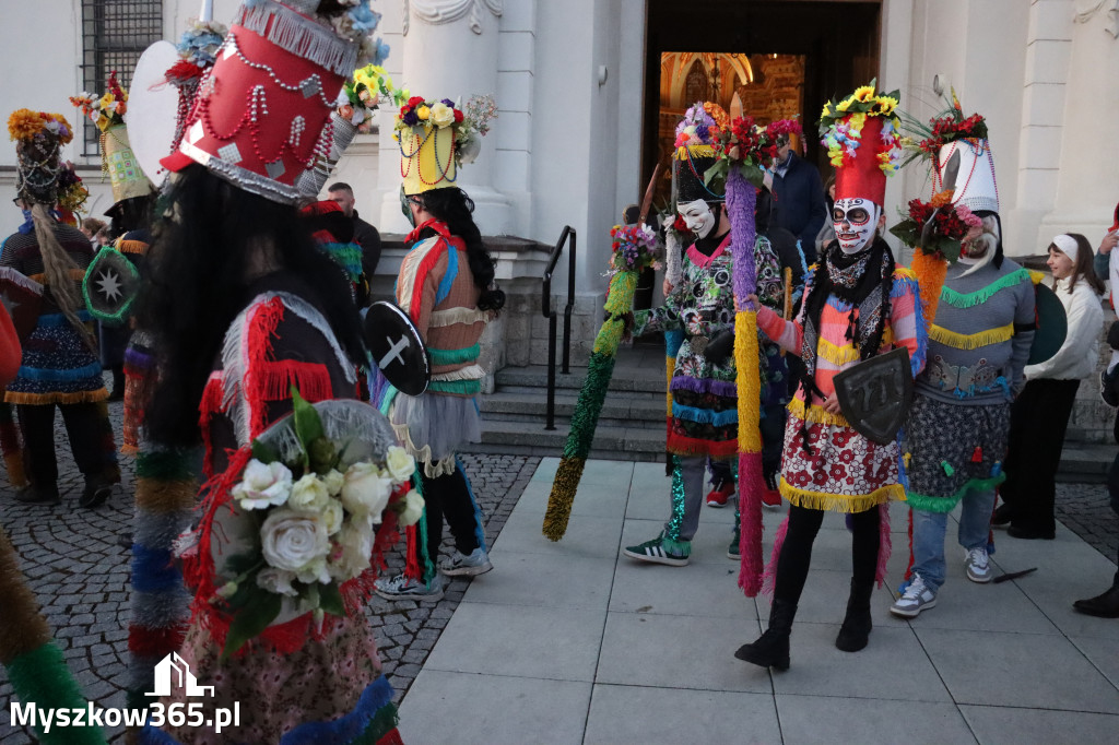 Fotorelacja I: Msza Rezurekcyjna w Koziegłówkach - Wielkanoc 2026!