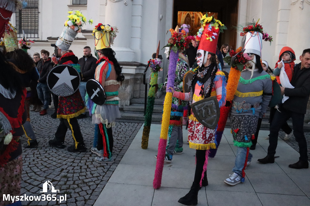 Fotorelacja I: Msza Rezurekcyjna w Koziegłówkach - Wielkanoc 2026!