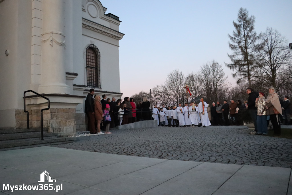 Fotorelacja I: Msza Rezurekcyjna w Koziegłówkach - Wielkanoc 2026!