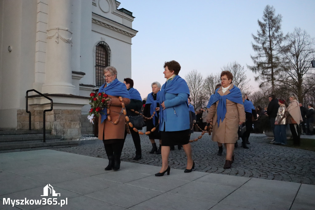 Fotorelacja I: Msza Rezurekcyjna w Koziegłówkach - Wielkanoc 2026!