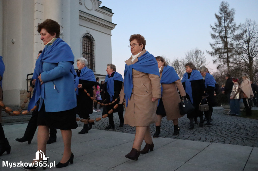Fotorelacja I: Msza Rezurekcyjna w Koziegłówkach - Wielkanoc 2026!
