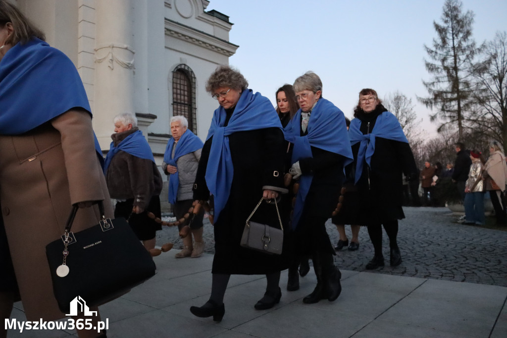 Fotorelacja I: Msza Rezurekcyjna w Koziegłówkach - Wielkanoc 2026!