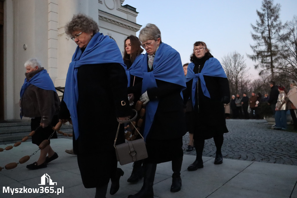 Fotorelacja I: Msza Rezurekcyjna w Koziegłówkach - Wielkanoc 2026!