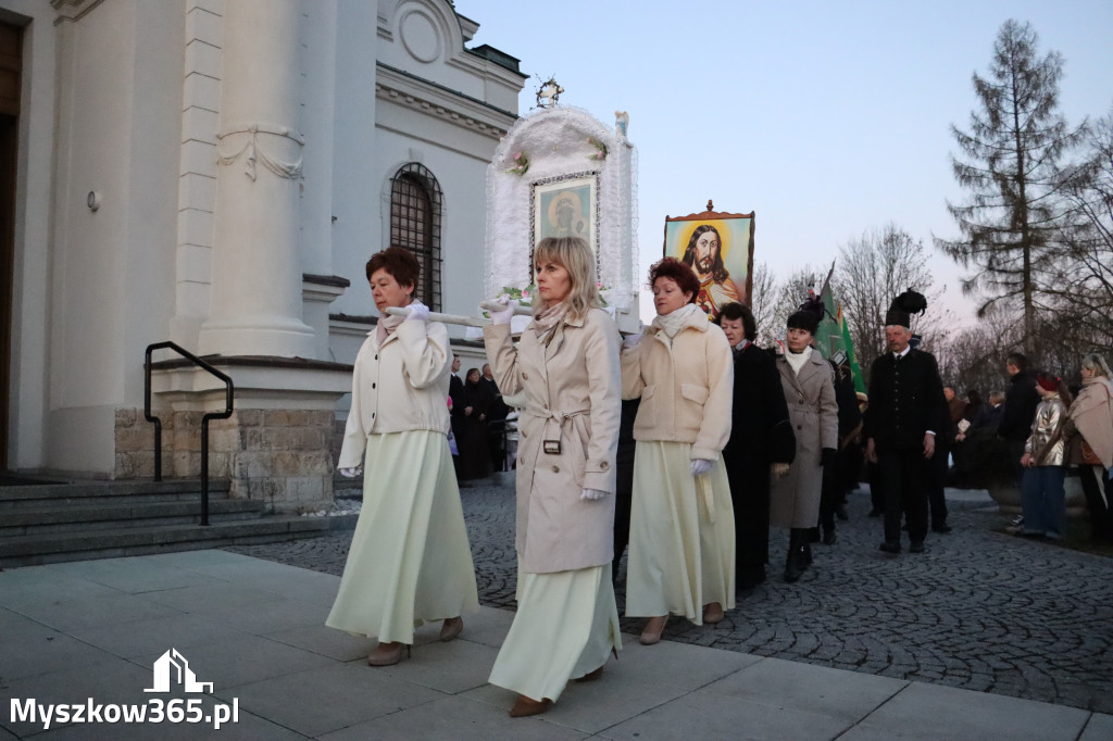 Fotorelacja I: Msza Rezurekcyjna w Koziegłówkach - Wielkanoc 2026!